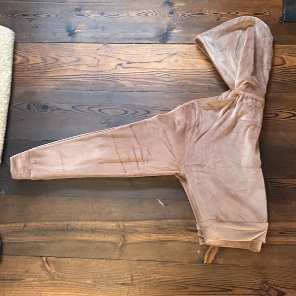 Skims velour cropped jacket size women’s medium - Picture 5 of 5